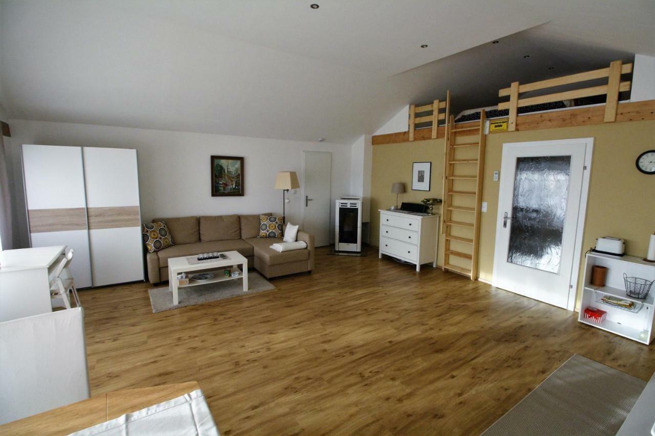 Ferienwohnung Fam. Frey Kleinhoflein Exterior foto
